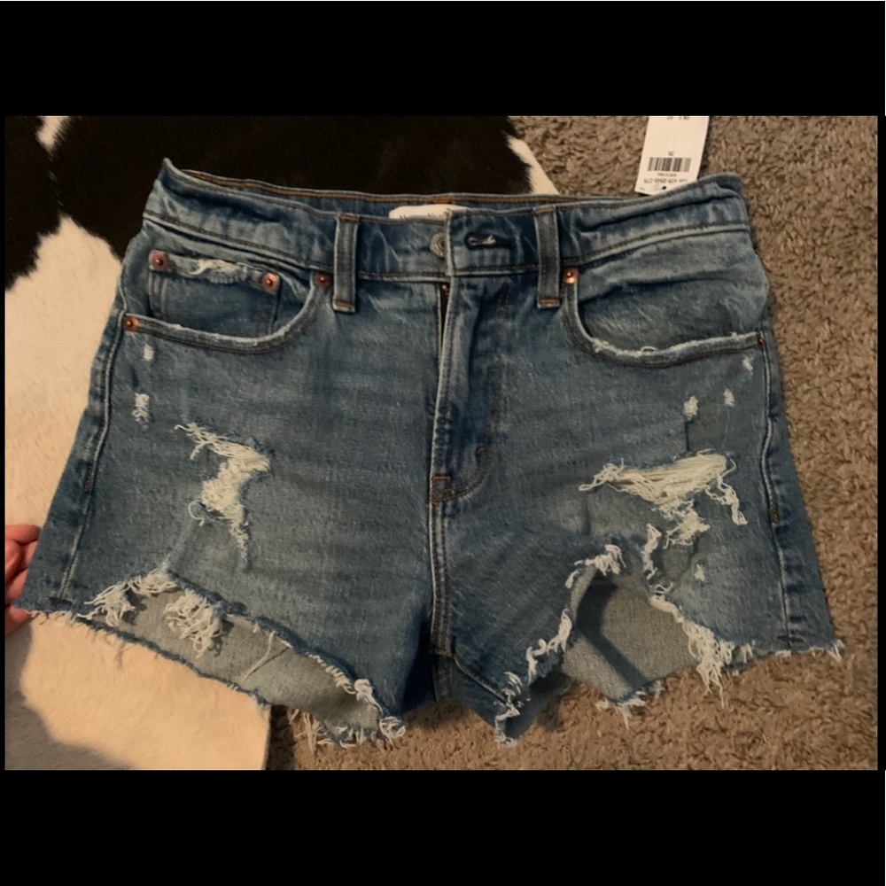 Abercrombie and fitch shorts. BRAND NEW.